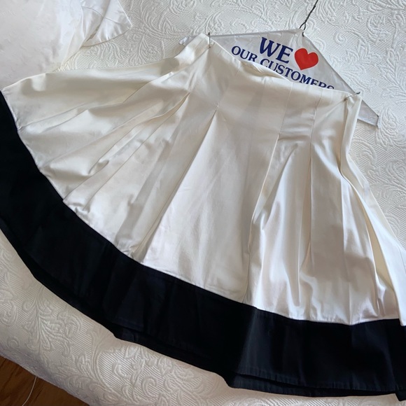 Necessary Objects 🌷pleated skirt off white black hem high waist zipper cotton M - Picture 2 of 6